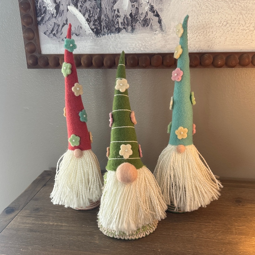 Festive Gnome Trio with Floral Accents new without tags!  Cute Spring Decor